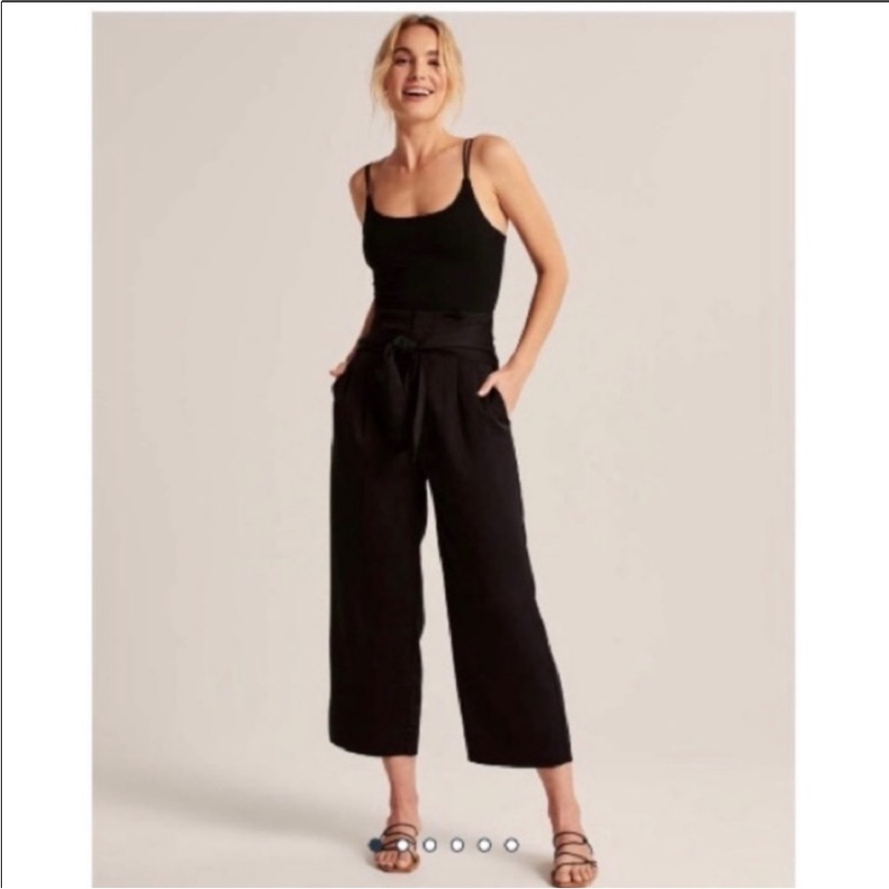 Abercrombie & Fitch Satin wide leg cropped pant Women's Black Wide-Leg Pants NWT